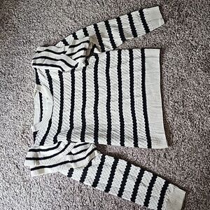 Womens knit ruffle sleeve striped sweater